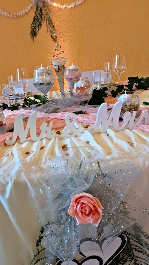 502380569554564 4009586351816256131 n