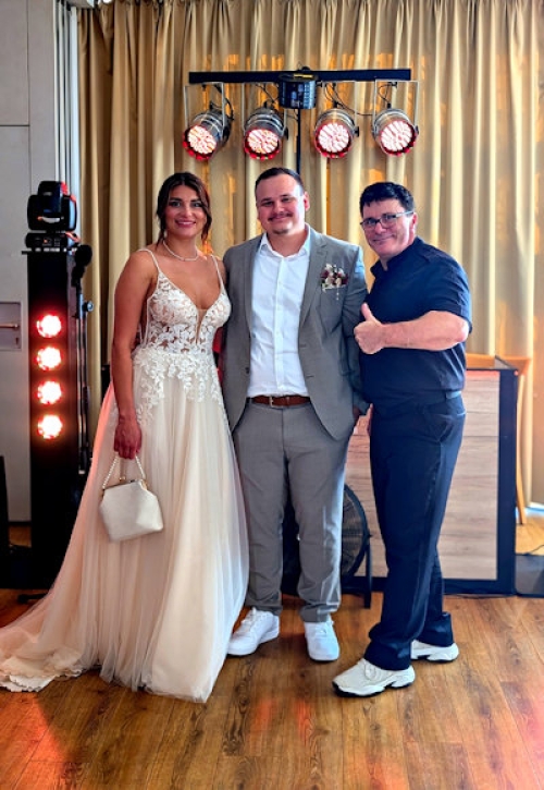 501860249606596 1257319068080307281 n